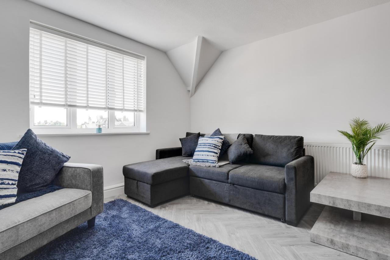 St David'S - Stylish 2 Bed Apartment, Free Parking, Close To Beach Lytham St Annes Exteriör bild