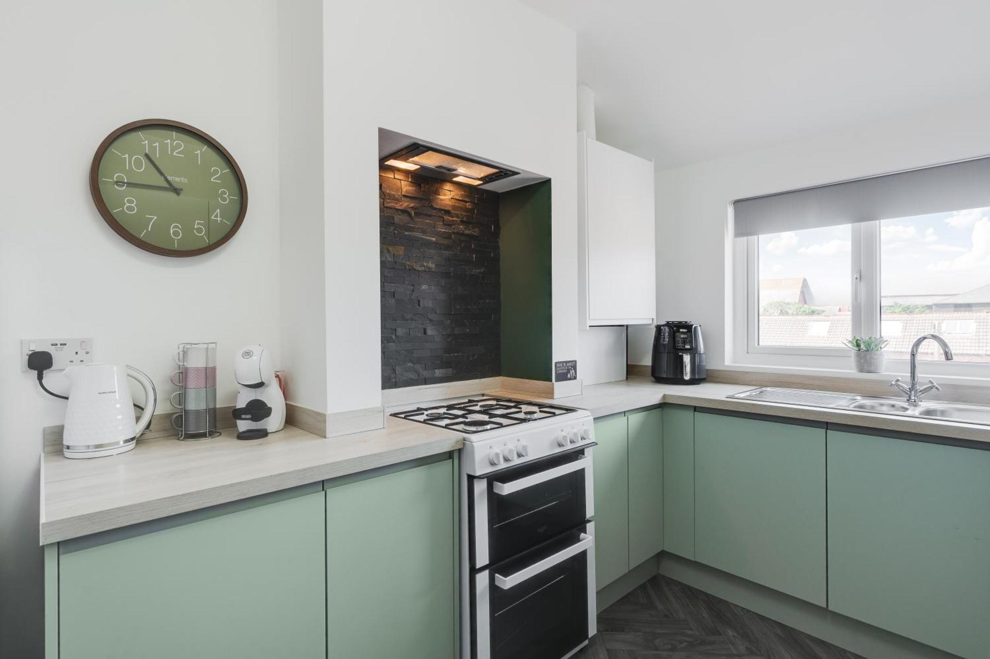 St David'S - Stylish 2 Bed Apartment, Free Parking, Close To Beach Lytham St Annes Exteriör bild